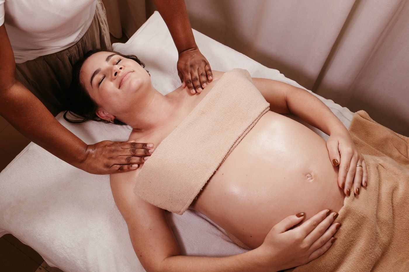 Elemis Expert™ Peaceful Pregnancy Massage