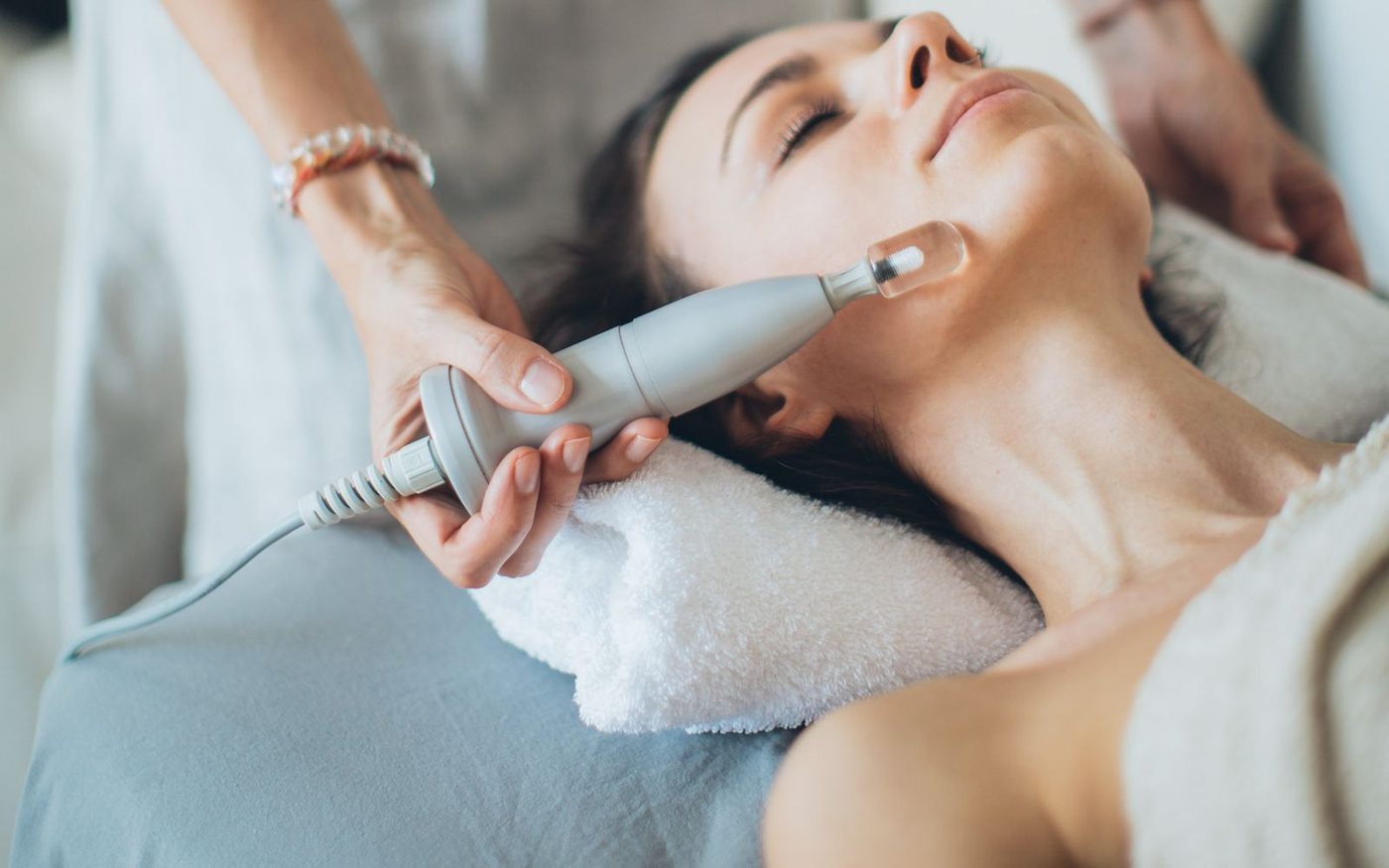 Elemis Expert Tech Lift & Rejuvenate